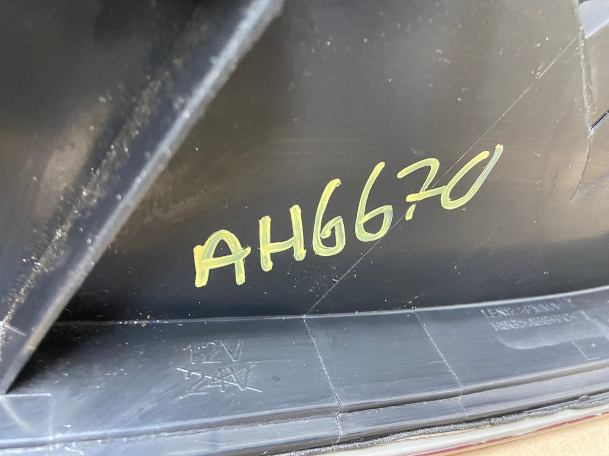 2008 2009 2010 Dodge Avenger Left Driver Lh Side Tail Light AH6670 LK6