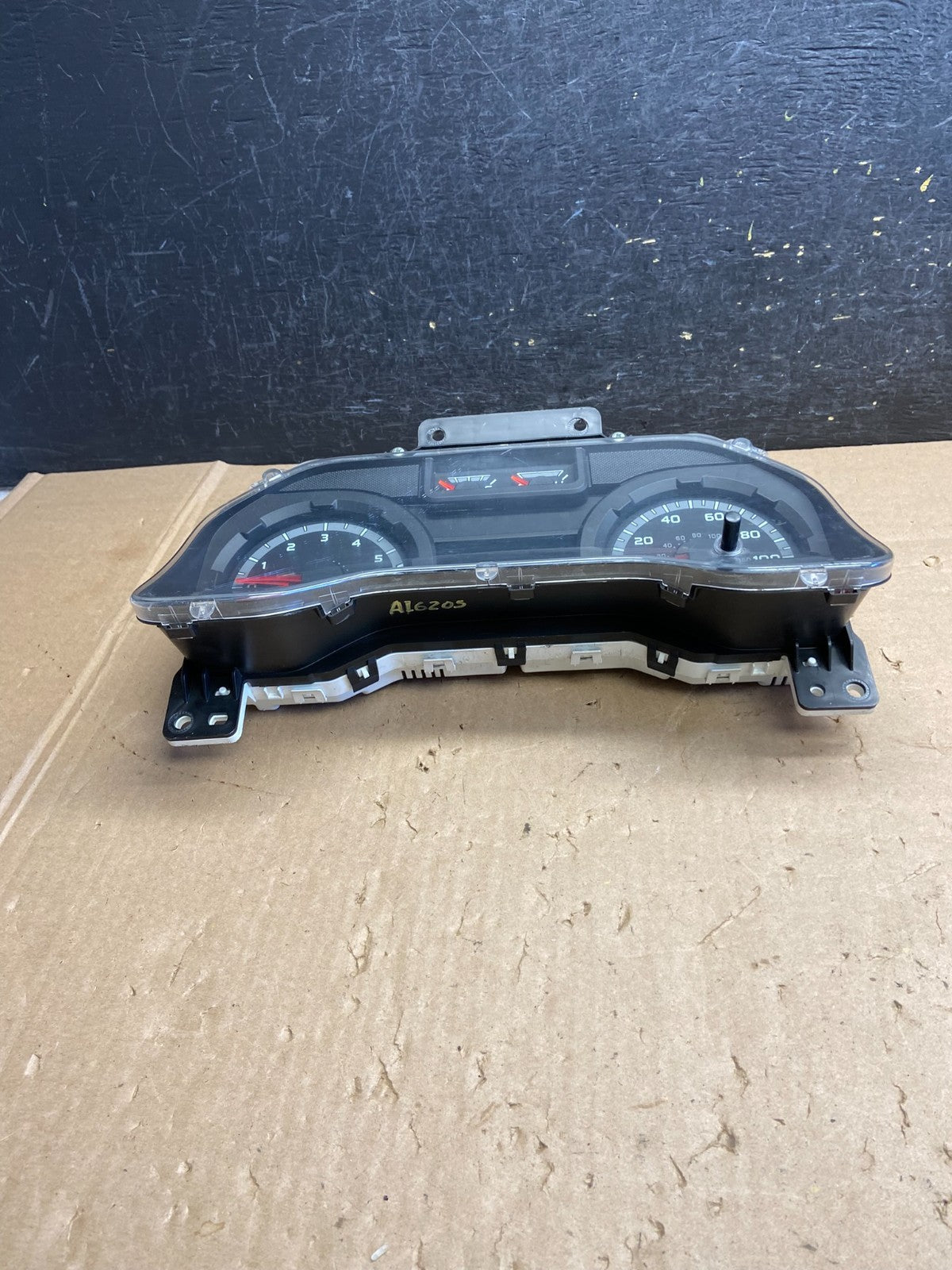 2010 Ford E150 E250 E350 Gauge Speedometer Cluster AI6205 DW4