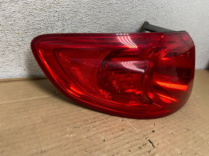 2007 - 2009 Hyundai Santa Fe Left Driver LH Side Tail Light AG9255 LK2