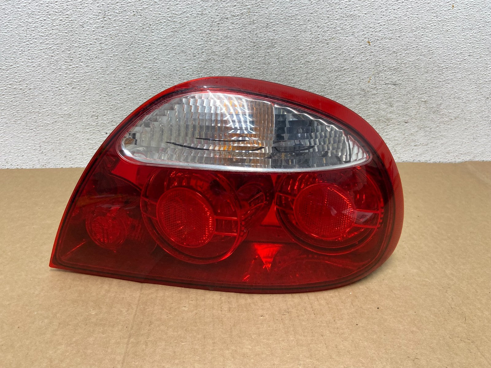 2005 to 2008 Jaguar S-Type Right Passenger RH Side Tail Light AF9487 DW0