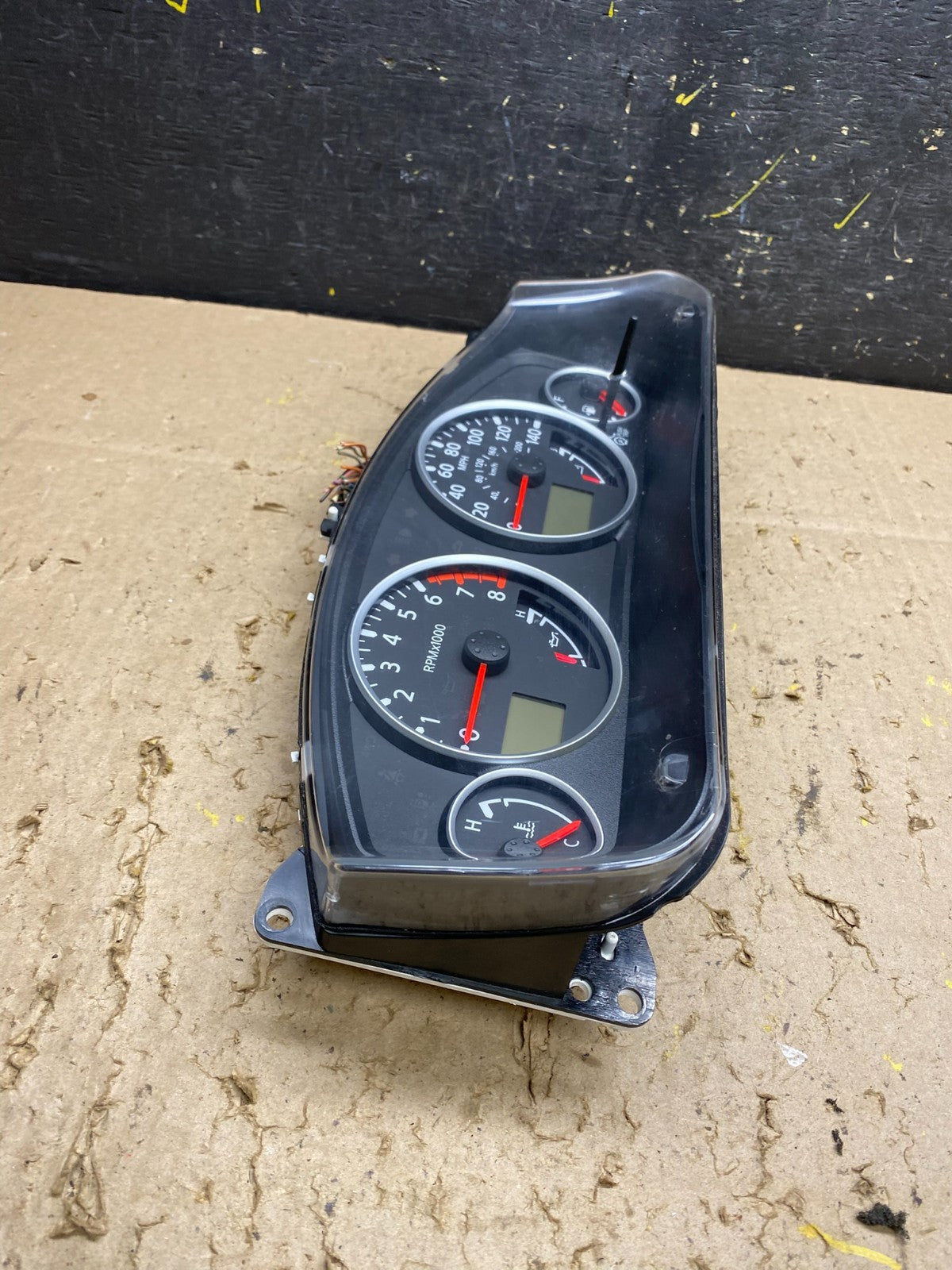 2005 to 2012 Nissan Pathfinder Xterra Cluster Speedometer Instrument U57592