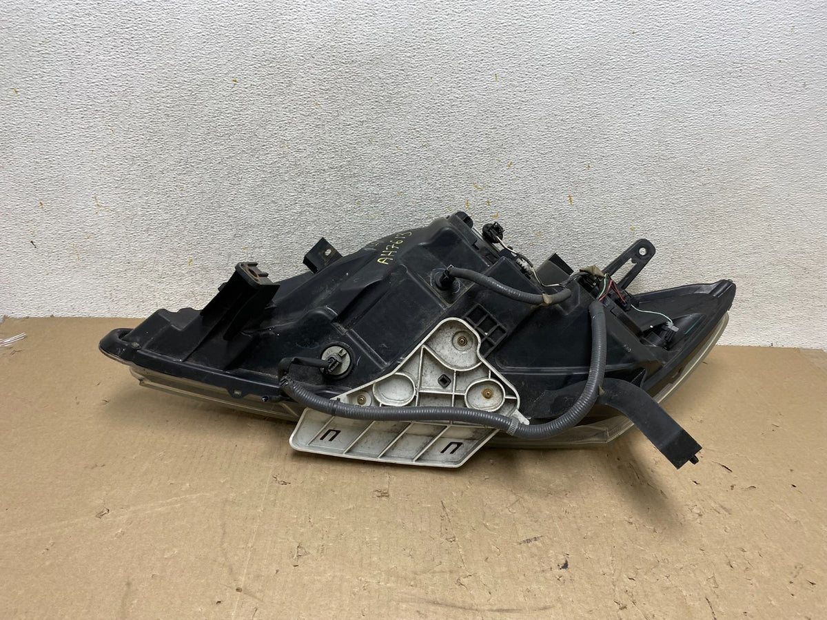 2013 to 2016 Nissan Pathfinder Right Passenger RH Side Headlight AH7613 DW6