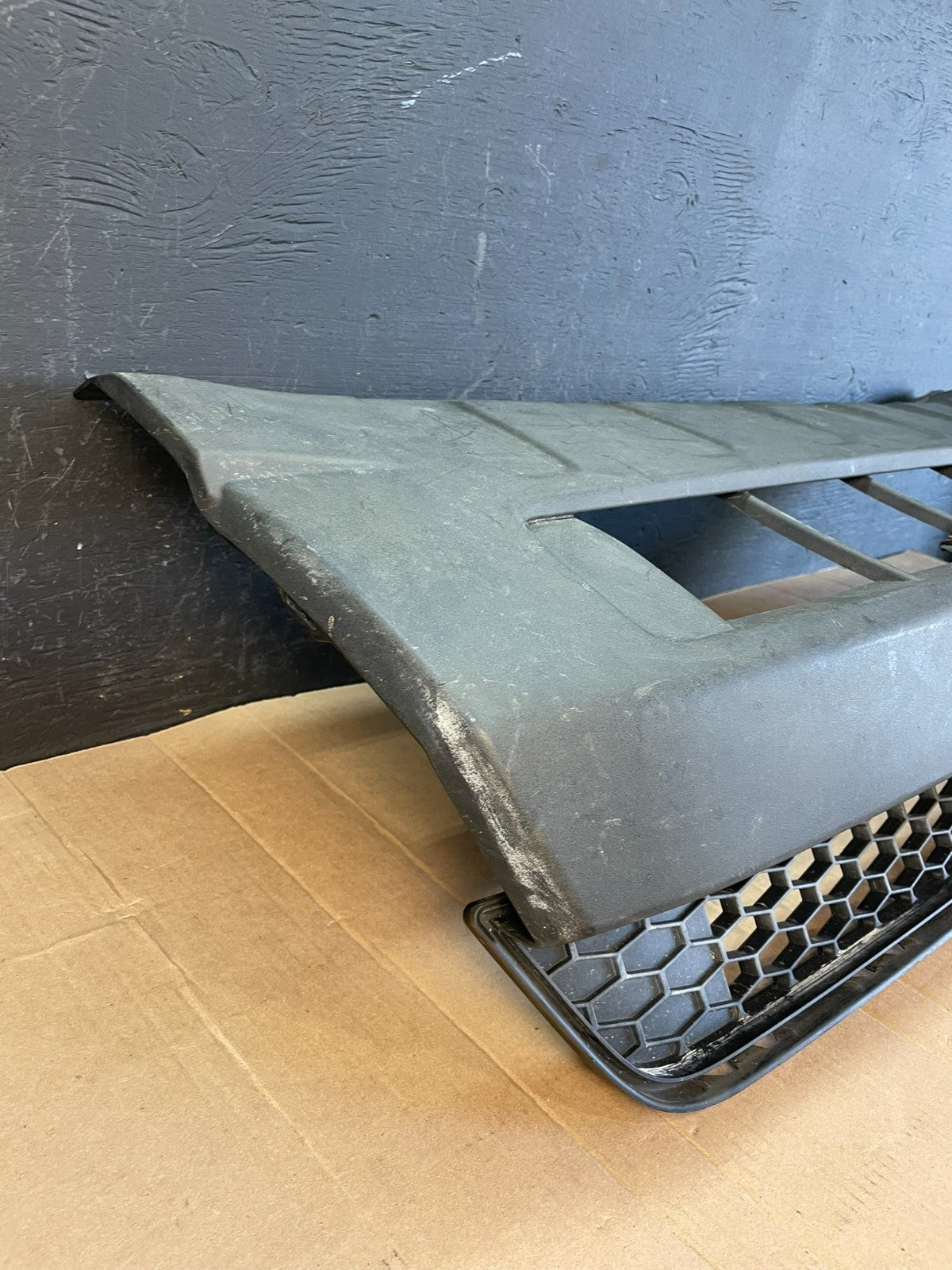 2009 2010 2011 Honda Pilot Front Lower Bumper Cover Grill Grille AC2101 DG2