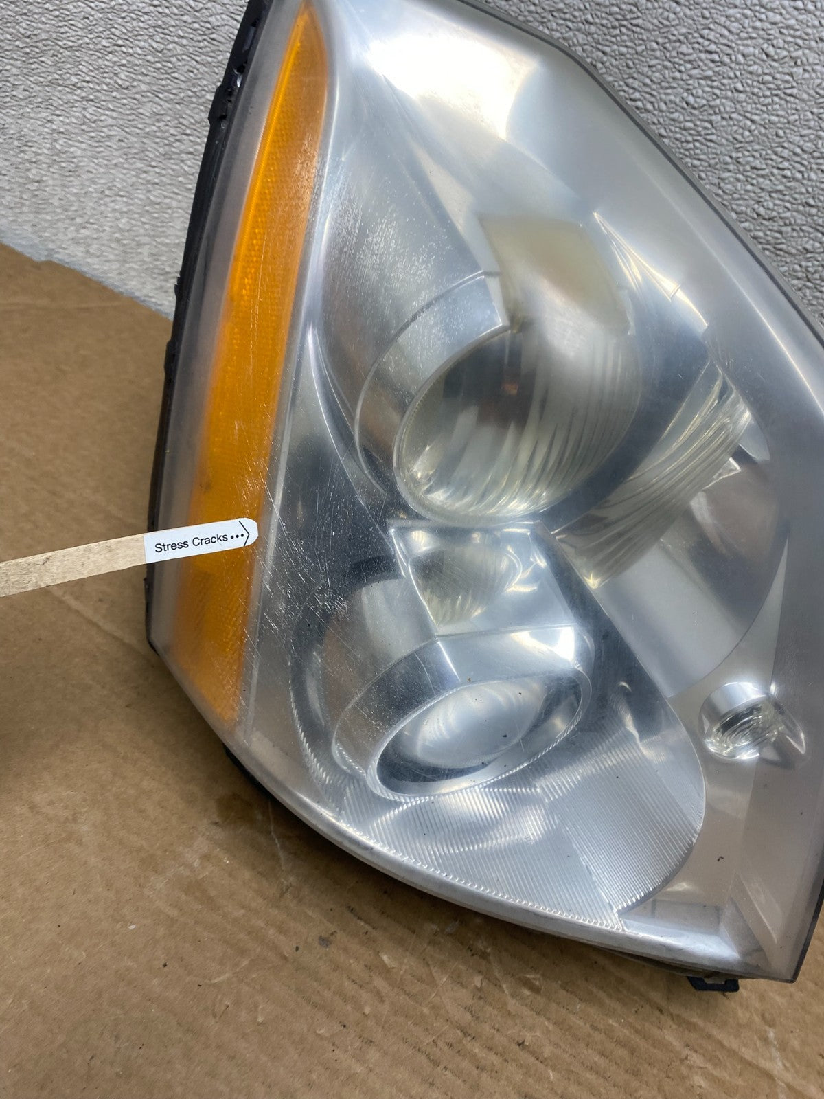 2006 to 2011 Cadillac DTS Right Passenger RH Side Xenon Hid Headlight Z1377 DW4