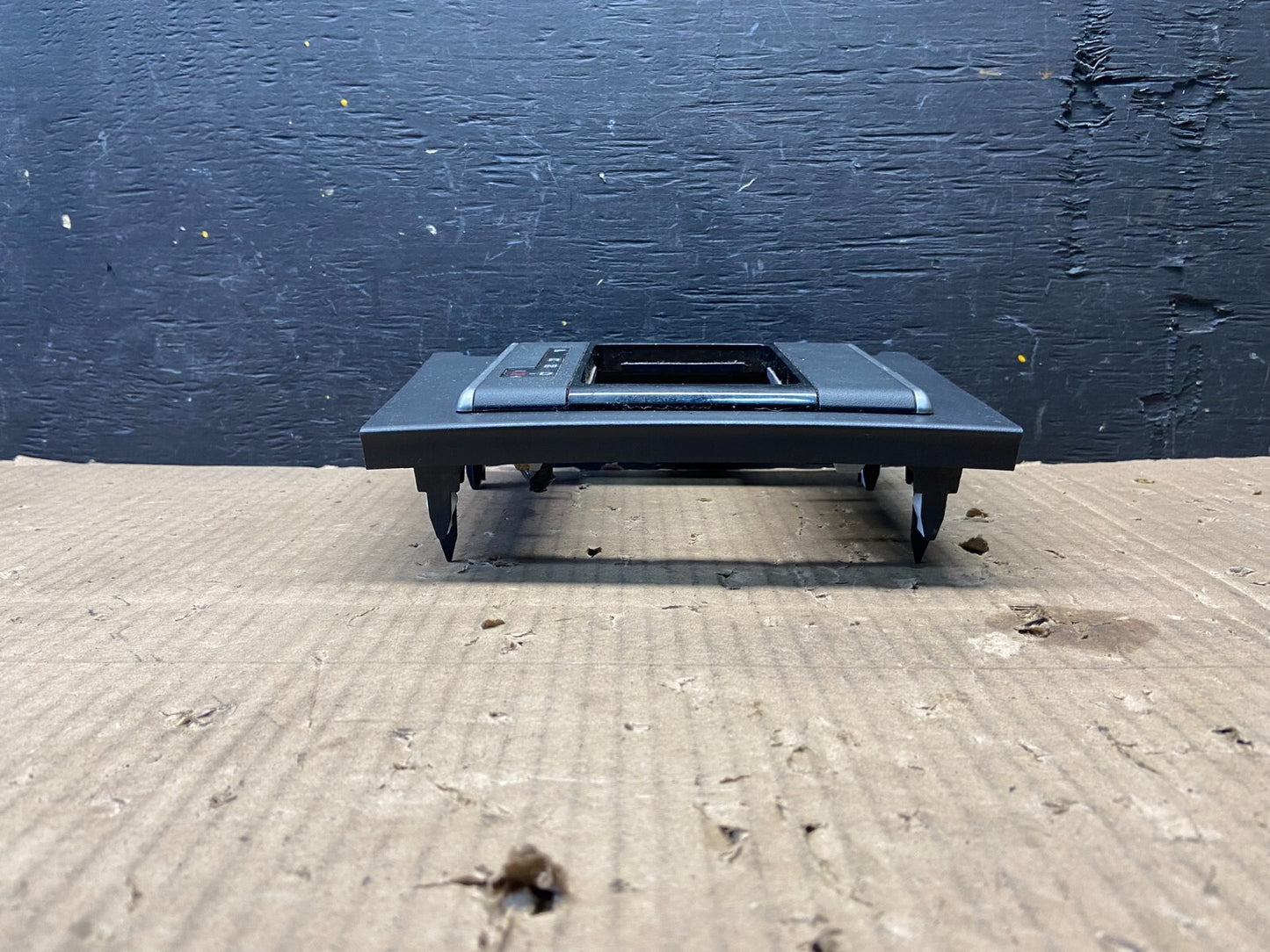 2010 - 2015 Mazda CX-9 Center Console Bezel Gear Shifter i5378 DG14