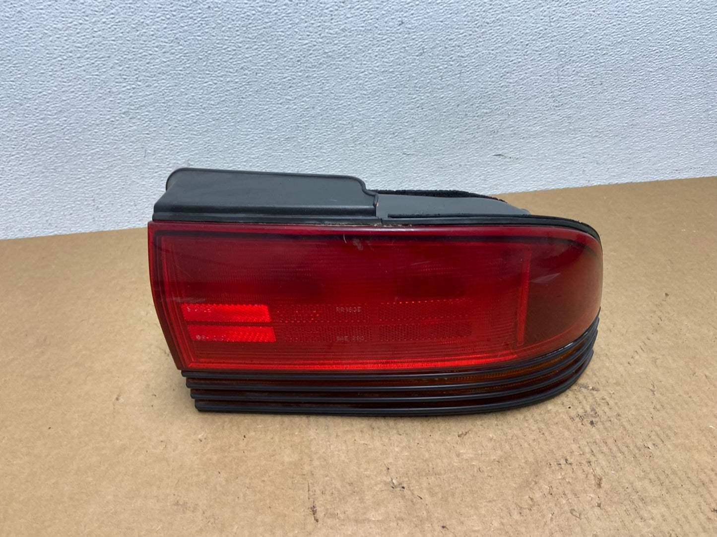 1994 to 1996 Mitsubishi Diamante Right Passenger Inner Tail Light AC2973 DG0