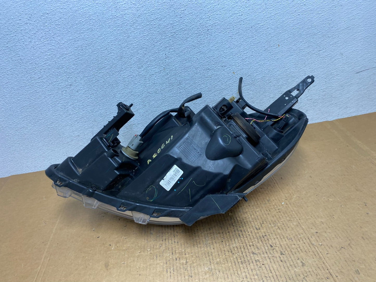 2012 2013 2014 Nissan Versa Sedan Headlight Right Passenger Rh AE0641 DW8
