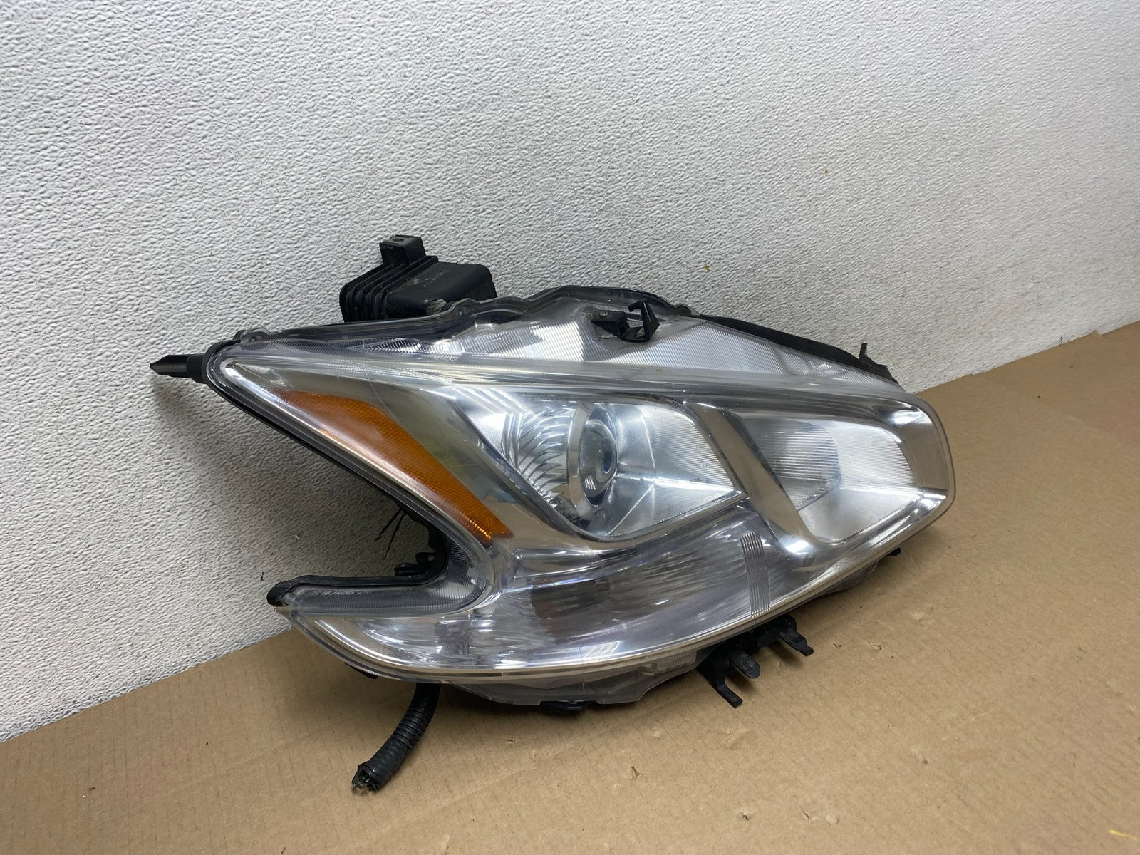 Halogen 2009-2014 Nissan Maxima Right Passenger Headlight DEPO AG5830 DW2