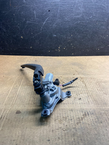 2008 to 2015 Scion xB Rear Wiper Motor OEM Y3735 DG4