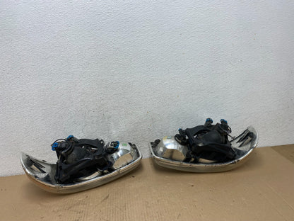 2001 - 2006 GMC Yukon Halogen Left+Right Side Set Headlights af3150 DG7