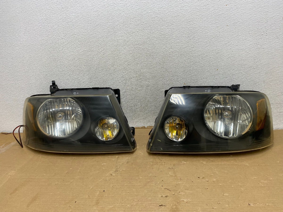2004 to 2008 Ford F-150 F150 Left+Right Halogen Headlights AG9201 DW0
