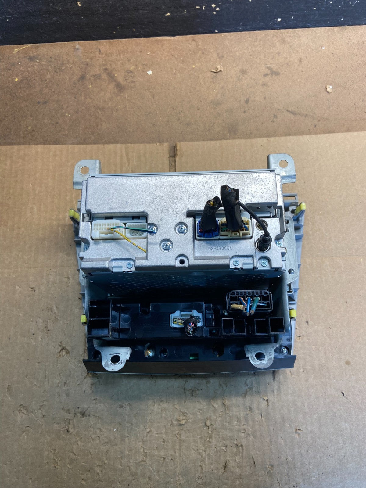 2004 2005 2006 Toyota Solara Am Fm Cd Player Radio Climate Control Y7519 DG5