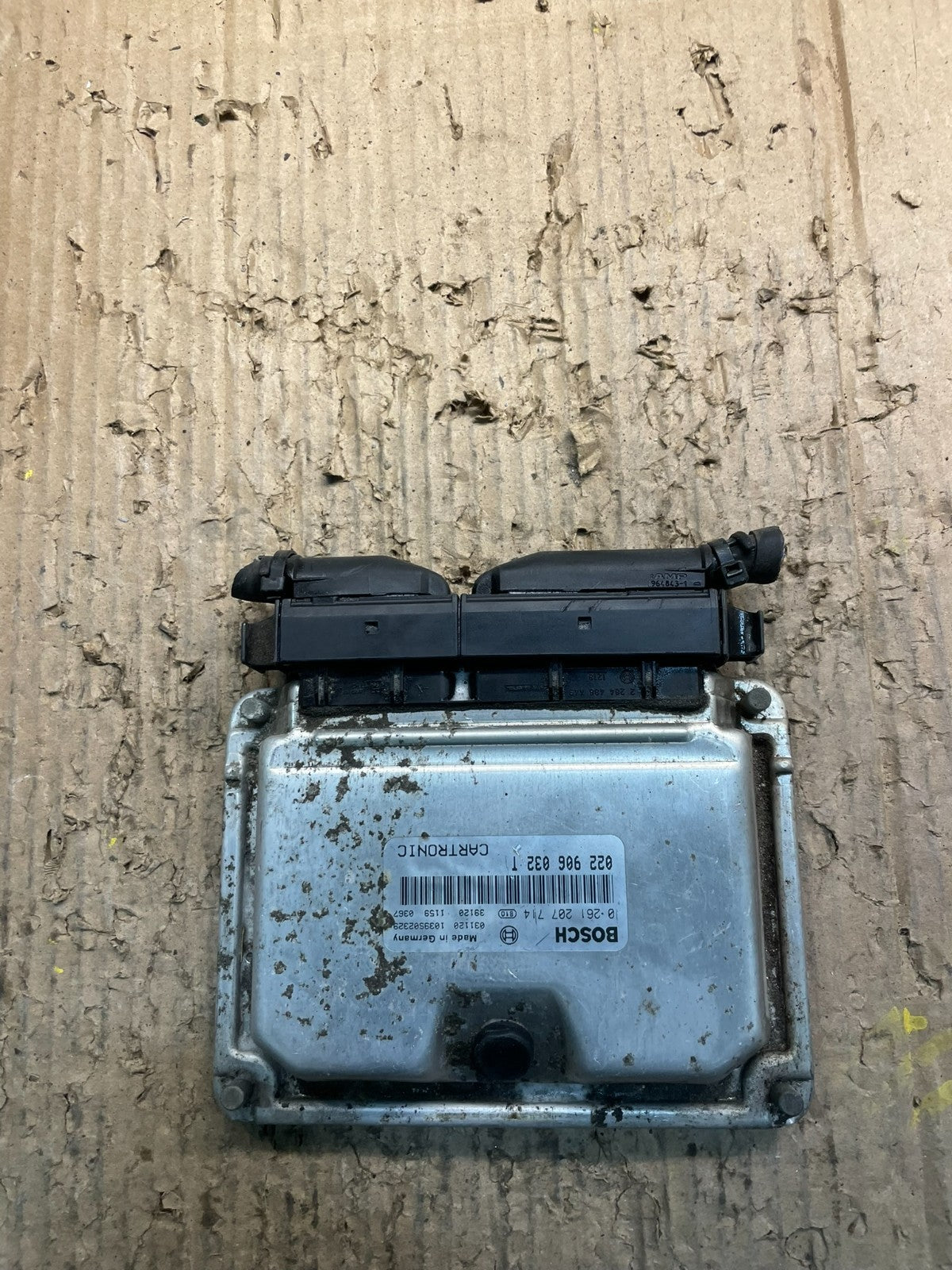 2003 to 2006 Porsche Cayenne 4.5L V8 Engine Computer ECM 022906032t x4261 DG0