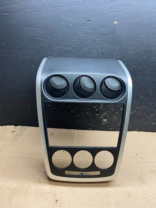 2007 - 2009 Mazda CX-7 Radio Dash TrimClimate Control  Bezel W/Vent  Z0049 DG0