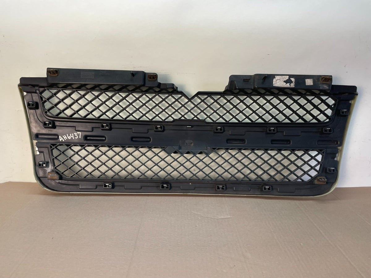 2006 to 2009 Chevrolet Trailblazer Front Upper Grille Grill AH6437 DG3