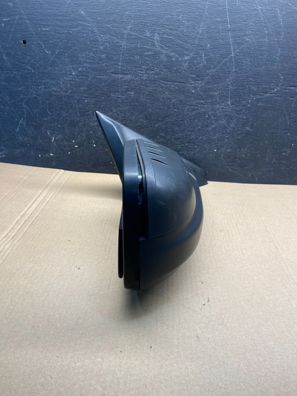 2016 to 2019 Ford Explorer Right Passenger Side View Door Mirror ah3148 DG10