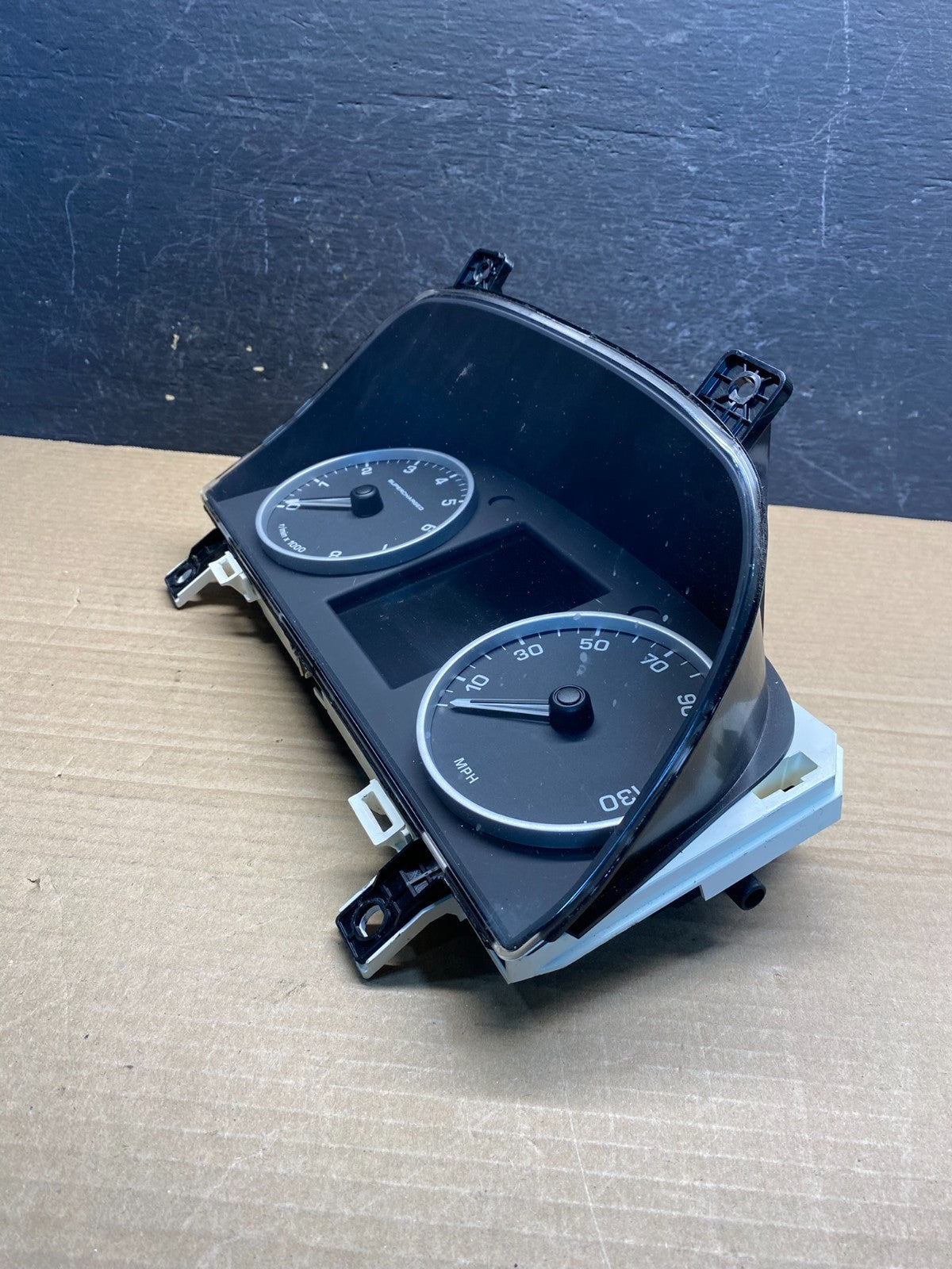 2010 2013 Land Rover Range Rover Sport Speedometer Cluster Gauge AF3818 DW2
