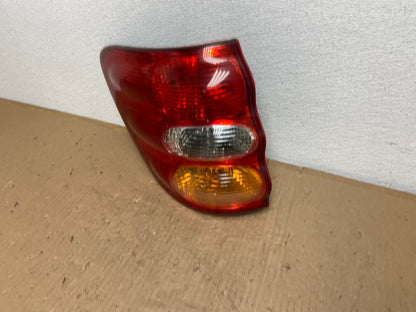 2001 to 2004 Toyota Sequoia Left Driver Lh Side Tail Light Oem AB6681 LK1
