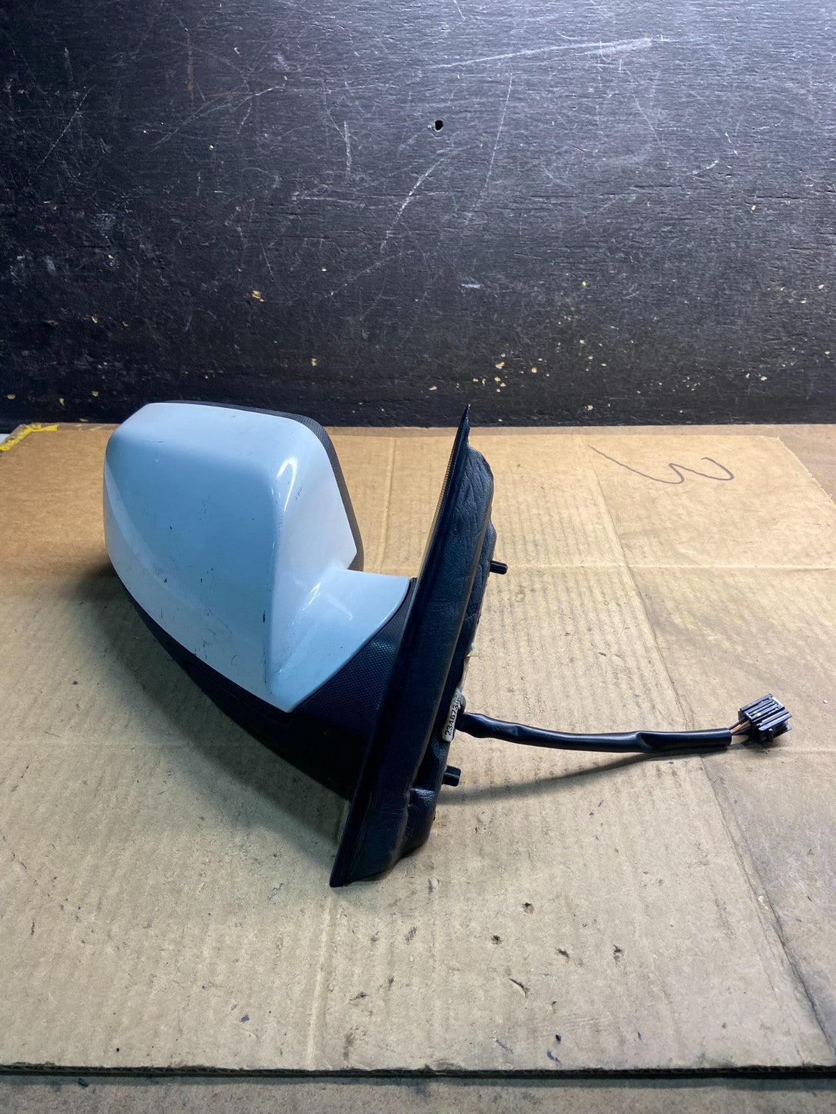 2010 to 2015 GMC Terrain Right Passenger Chrome Door Mirror OEM Y3951 MS2