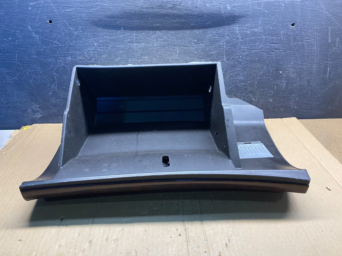 2009 - 2017 Chevrolet Traverse Right Passenger Side Glove Box AI0187 DG4
