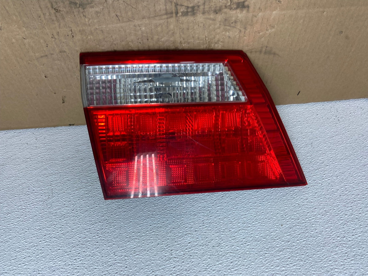 2005 2006 2007 Honda Odyssey Inner Left Driver Lh Tail Light AB8356 LK0