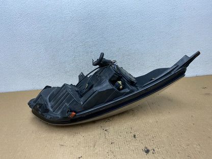 2013 to 2016 Chevrolet Malibu Left Driver Side Headlight Xenon HID ag2401 DG6