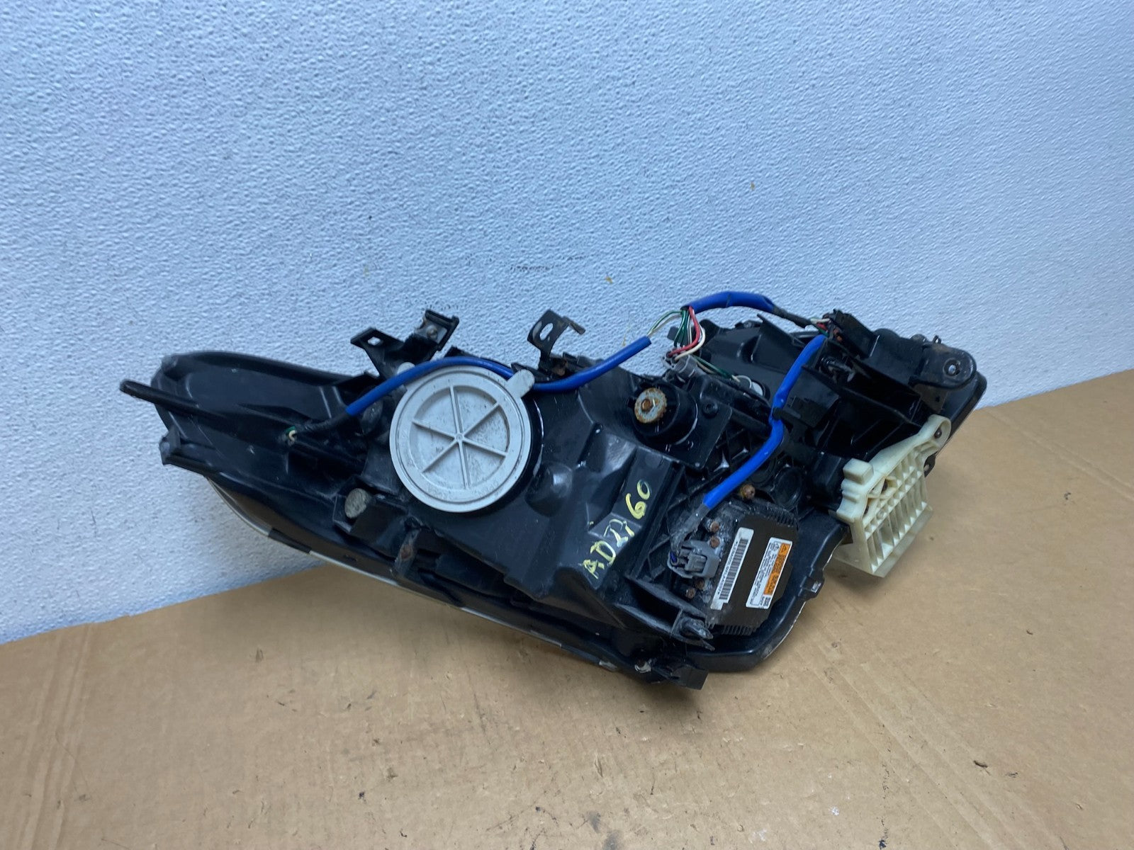 Sedan 4Door 2010 to 2013 Infiniti G37 Left Driver Headlight Xenon AD2760 DW8
