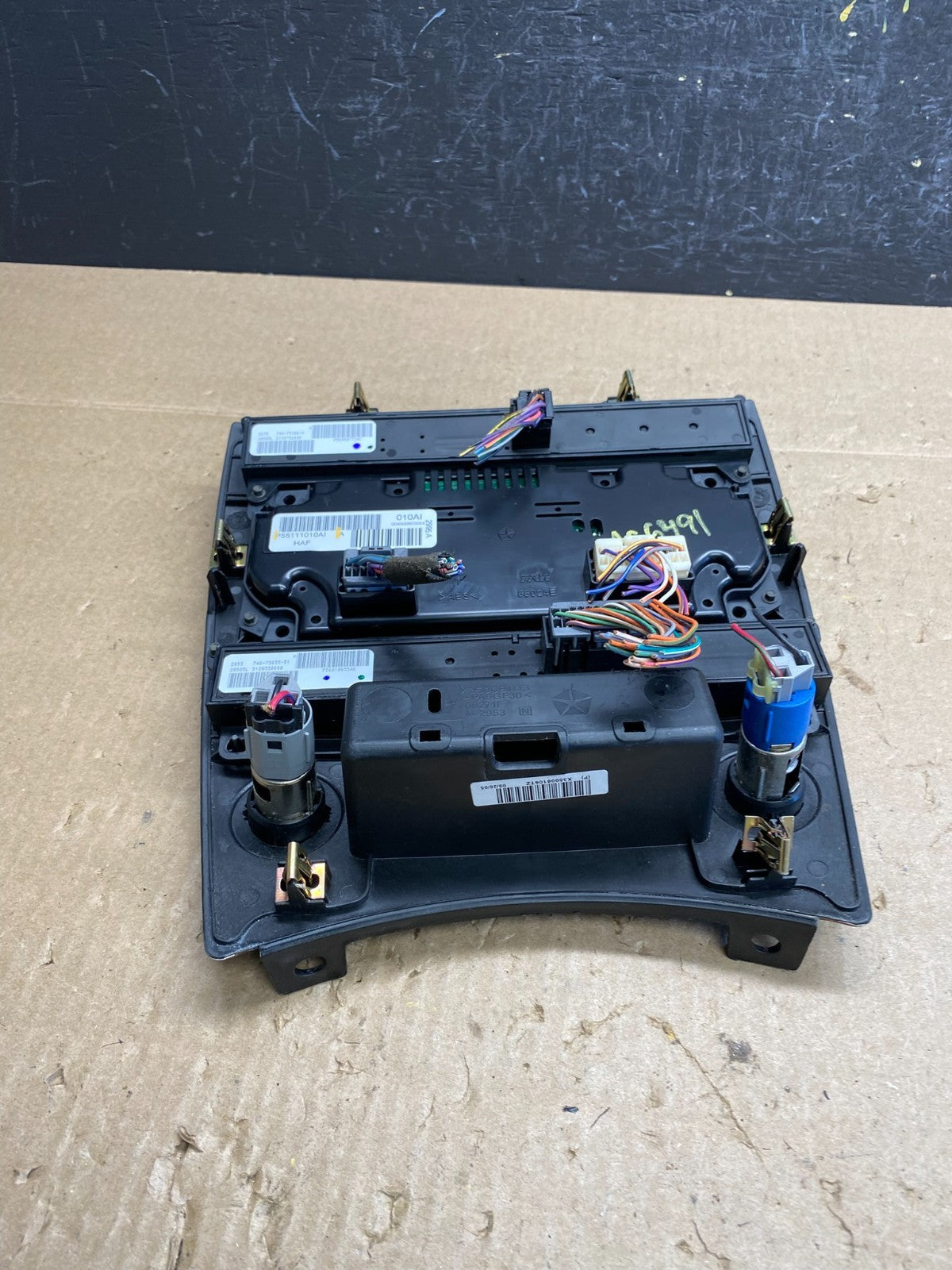 2005 2006 2007 Jeep Commander Grand Cherokee A/C Climate Control Bezel AC6491 DG5