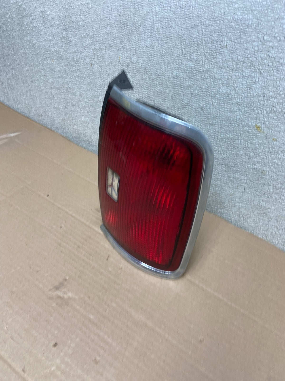 1991 - 1996 Oldsmobile 98 Ninety Eight Right Passenger RH Tail Light AA8651 DW1