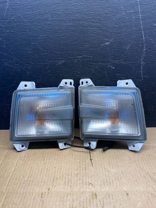 2017-2019 Honda Ridgeline Turn Signal Light Driver Passenger Side Pair AD50650