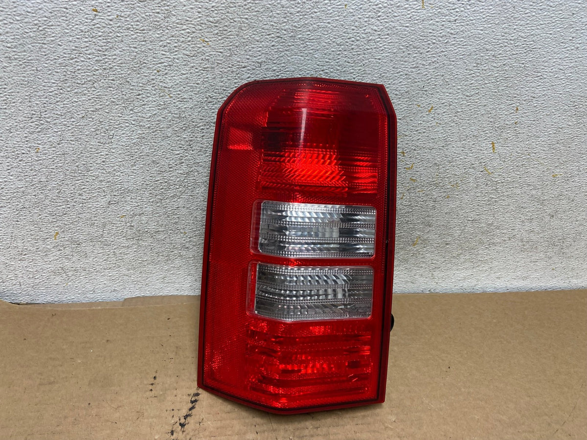 2008 to 2016 Jeep Patriot Left Lh Driver Side Tail Light AH7851 LK0