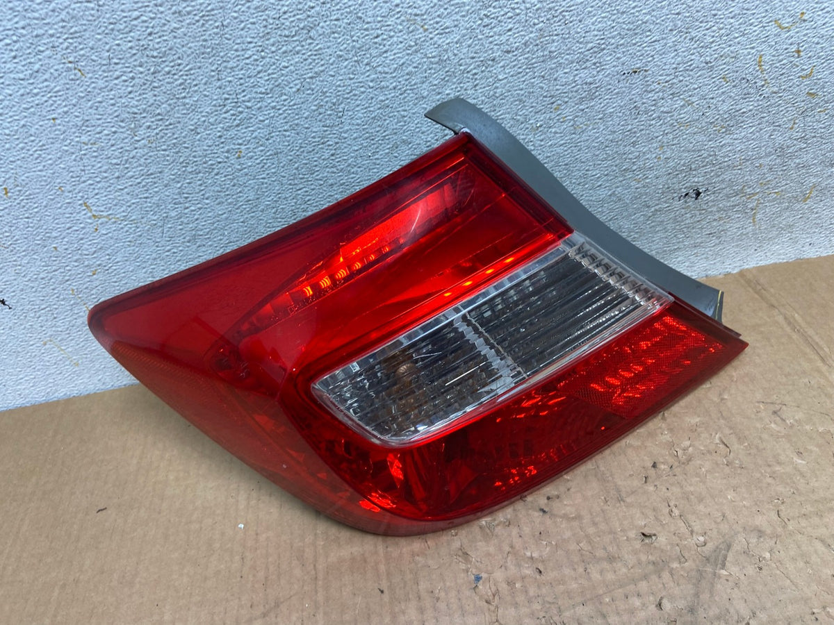 2012 Honda Civic Left Driver LH Side Tail Light AI5429 LK0