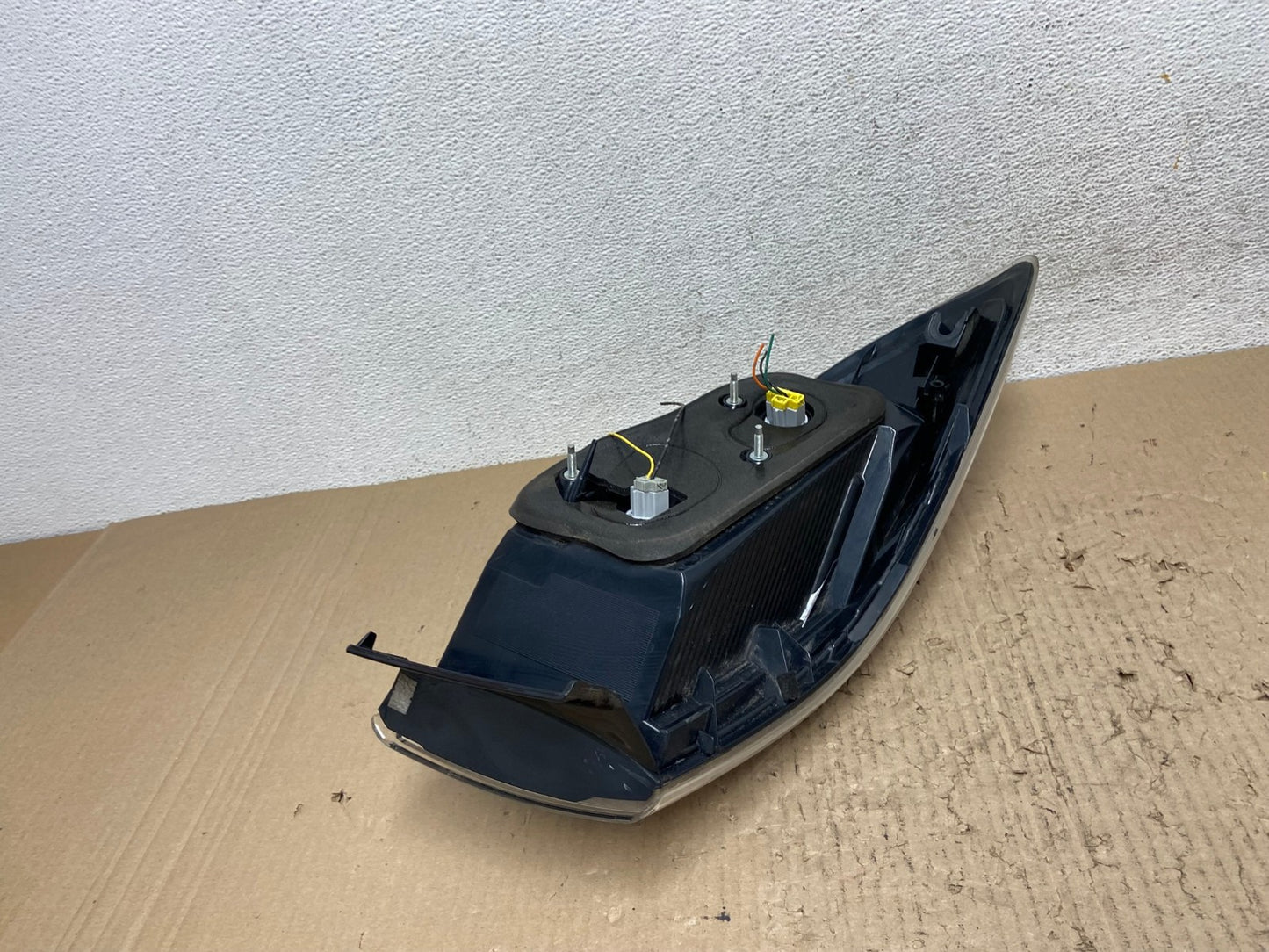 2010 2011 2012 2013 Mazda 3 Right Passenger Rh Side Tail Light AF2937 LK4