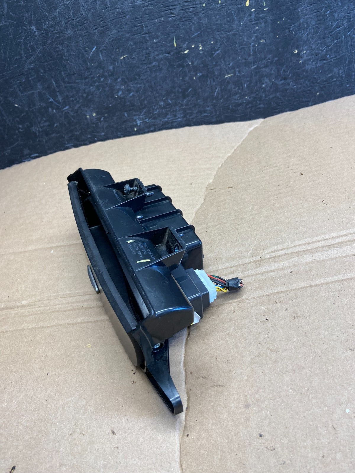 2006 - 2012 Kia Sedona Center Console Dash Storage Compartment Box af1800 DG3