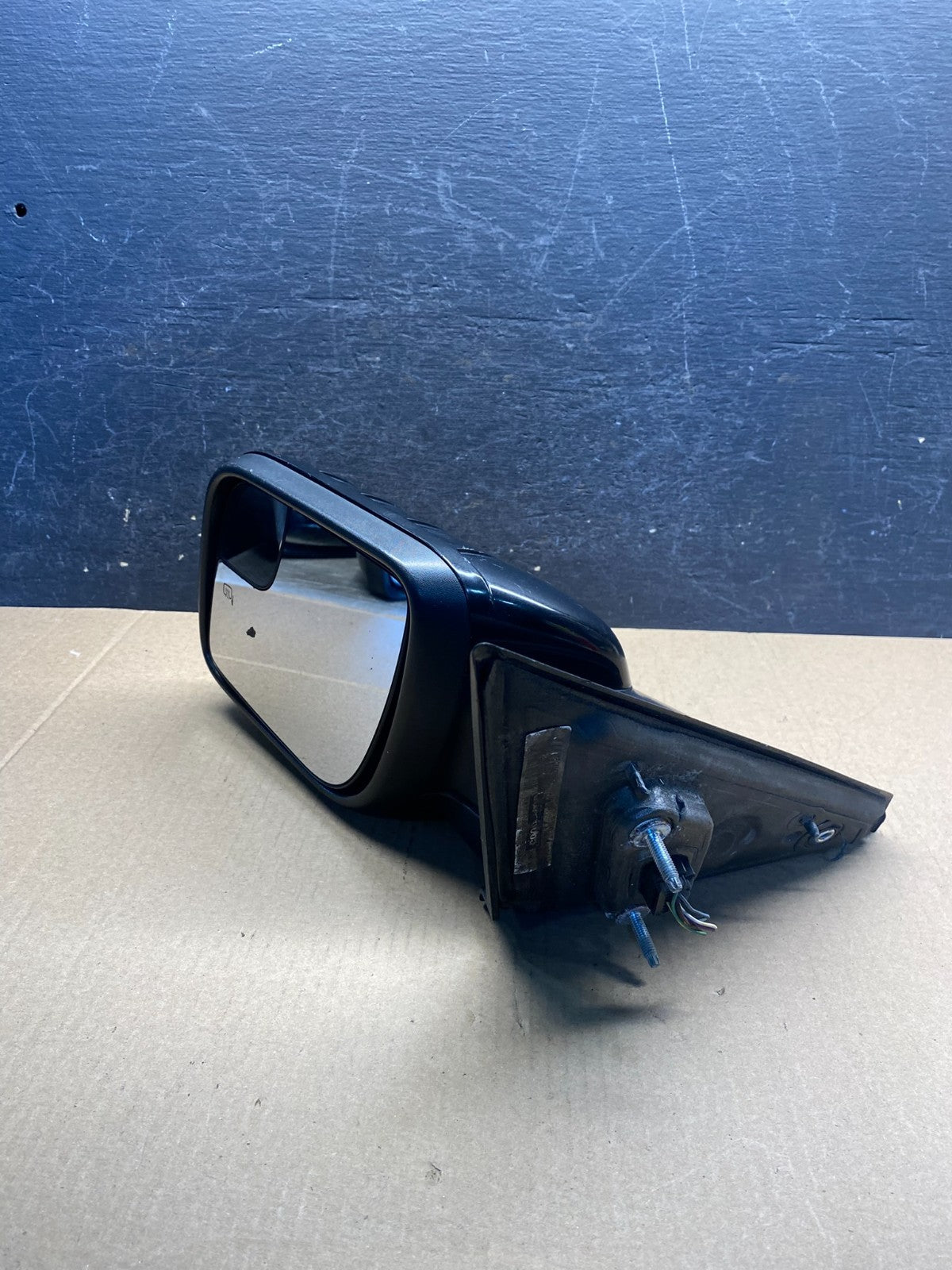 2011 to 2015 Ford Explorer Left Driver View Turn Signal Door Mirror AH3225 DG9