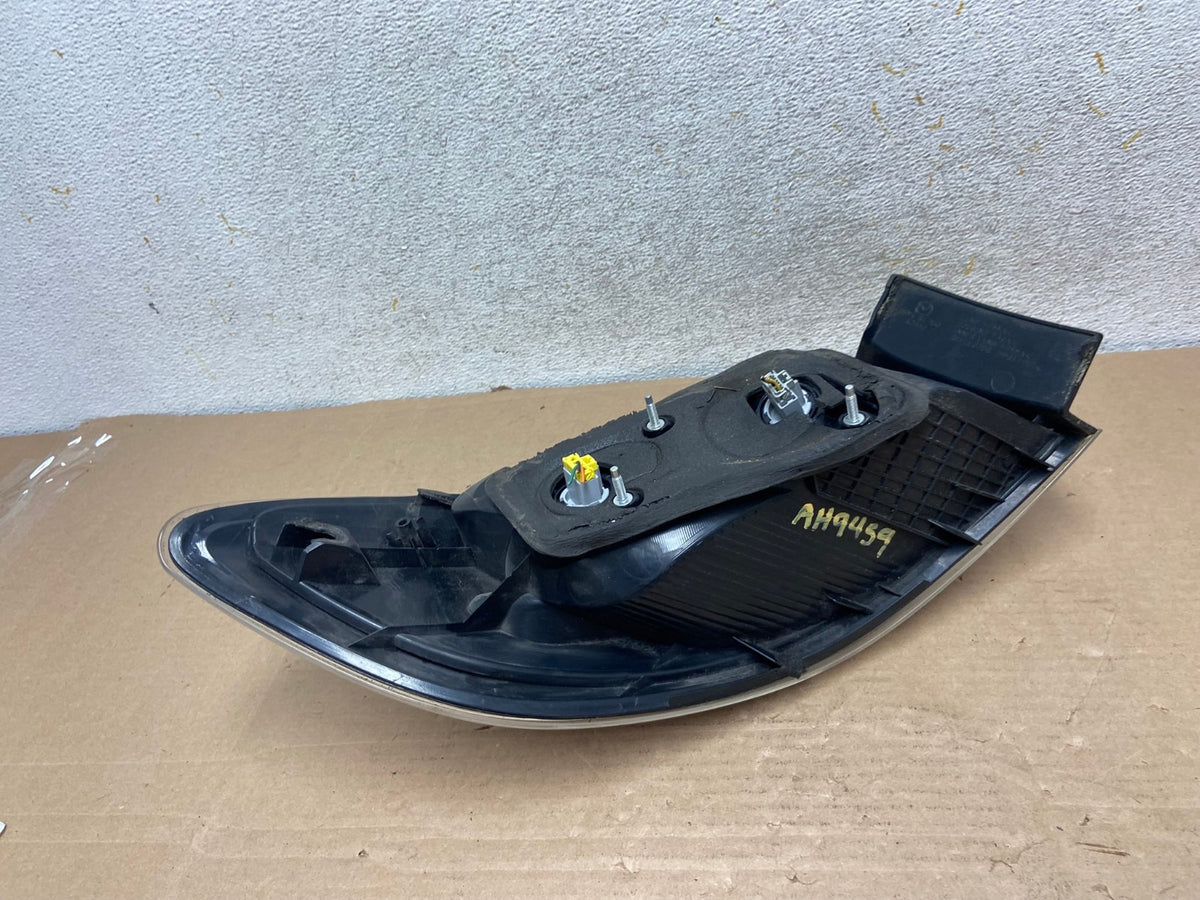 2010 2011 2012 2013 Mazda 3 Right Passenger Rh Side Tail Light AH9459 LK4