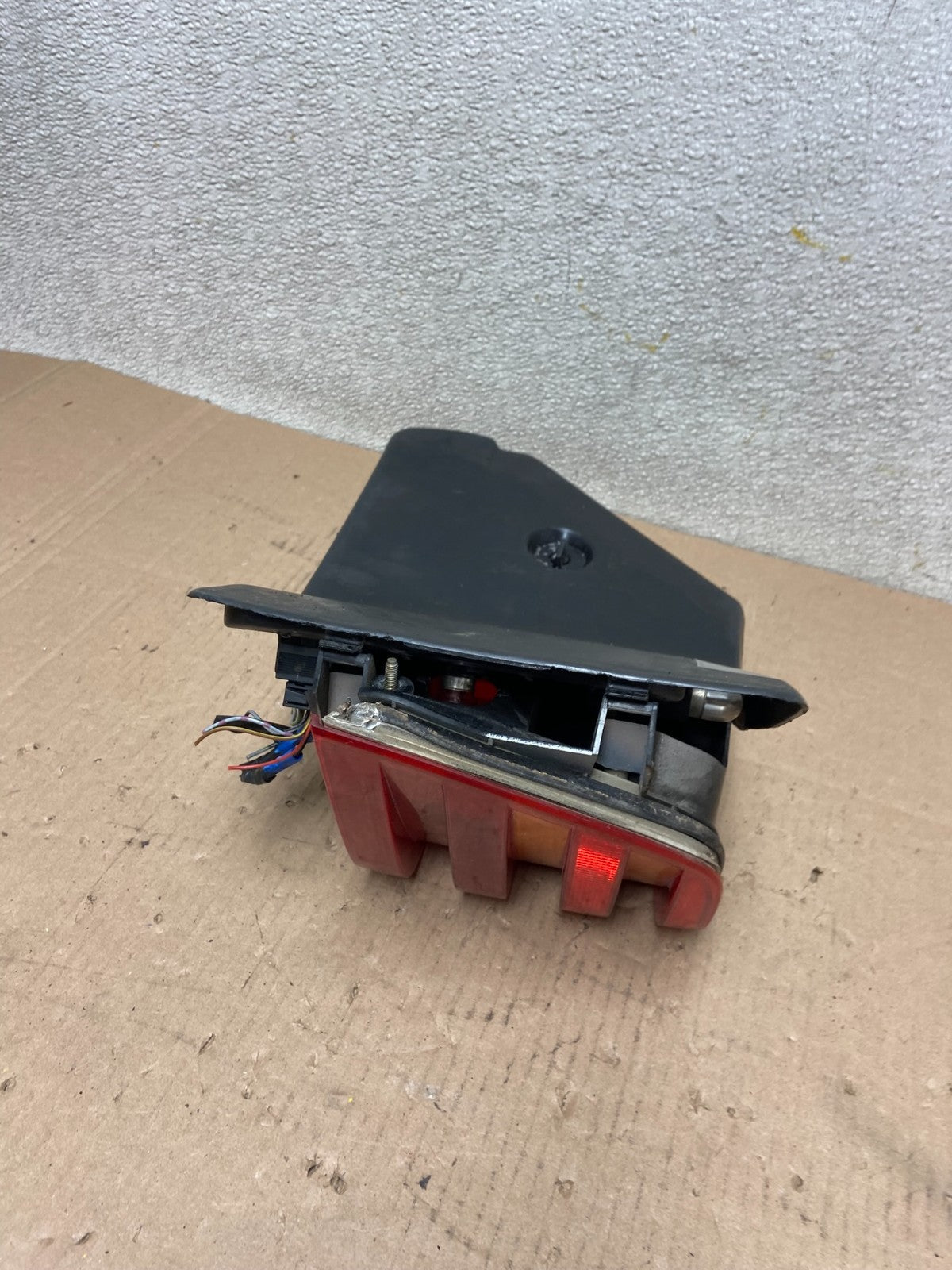 1992-1994 Mercedes W140 S600SEL S600 Left Driver Lh Tail light OEM X9347 DG4