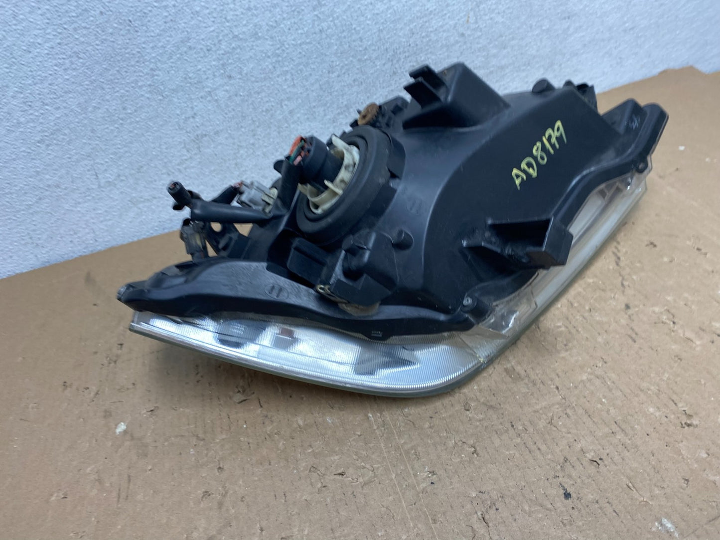 2008 to 2012 Nissan Pathfinder Halogen Headlight Left Driver Lh AD8179 DW6