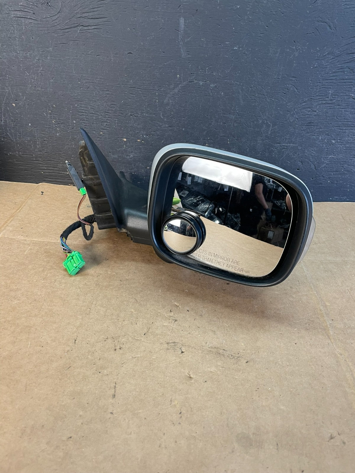 2007 - 2011 Volvo XC70 V70 Right Passenger RH View Door Mirror AE0968 DW2