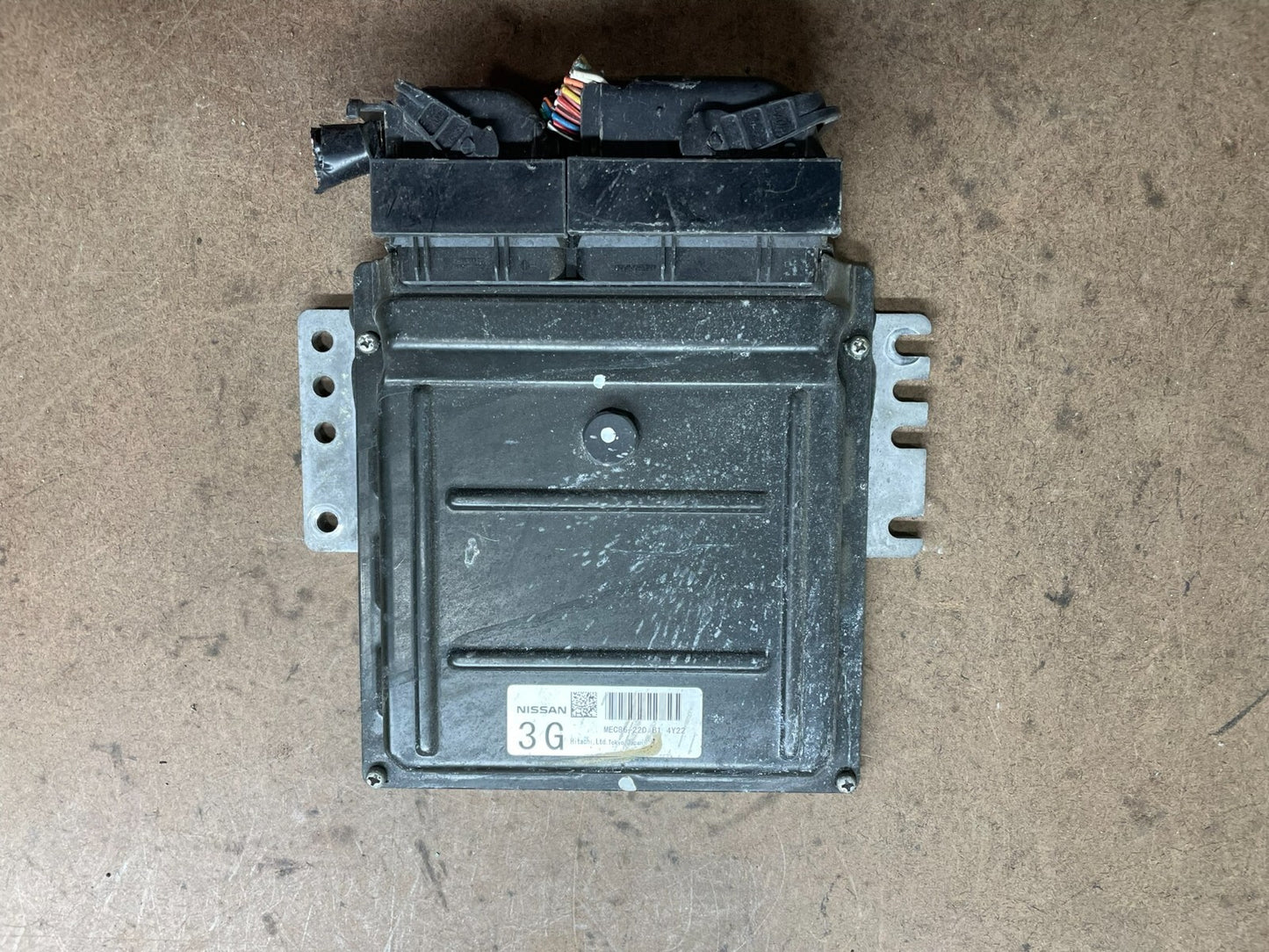 2005 Nissan Armada QX56 5.6L Engine Control mec86-220 b1 ECM J5220 PS0