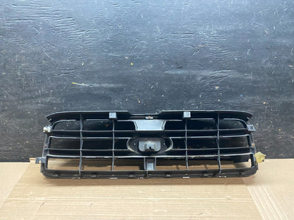 2003 to 2005 Subaru Forester Front Upper Grill Grille Oem V2841DG10