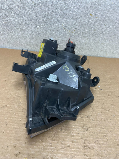 2005 - 2015 Nissan Xterra Driver Left LH Side Headlight Z3736 PS4