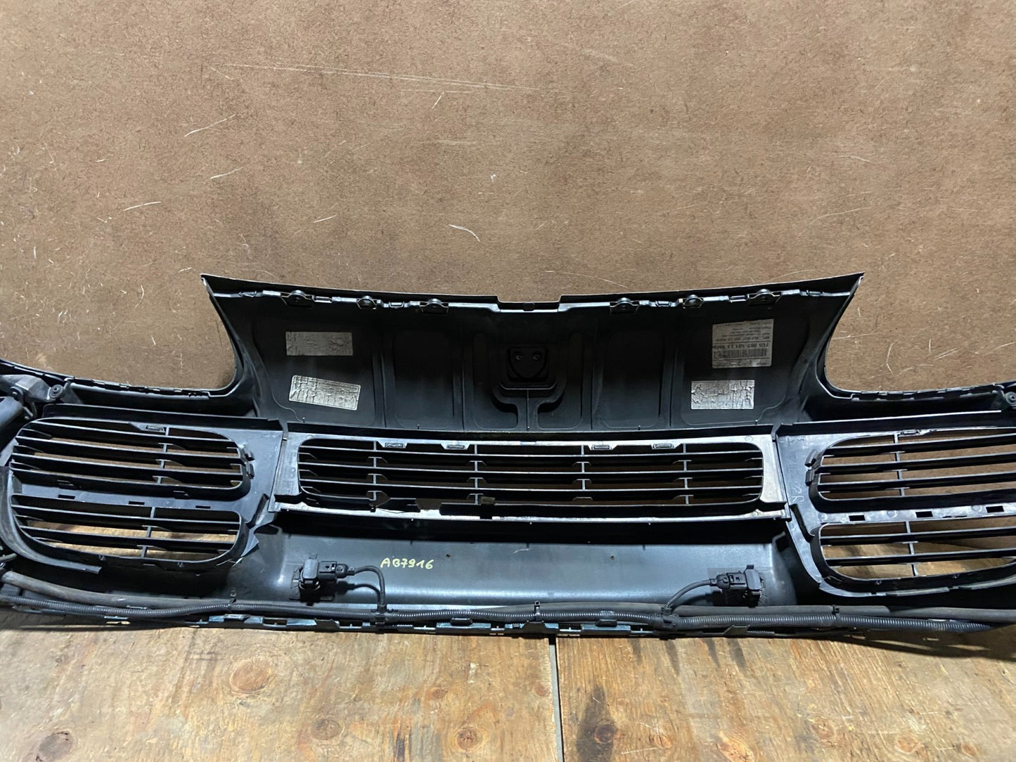 2003 to 2006 Porsche Cayenne Front Bumper Cover AB79169