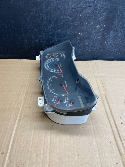 2000-2001 Dodge Ram 1500 Instrument Speedometer Gauge Cluster AD7068 DG1