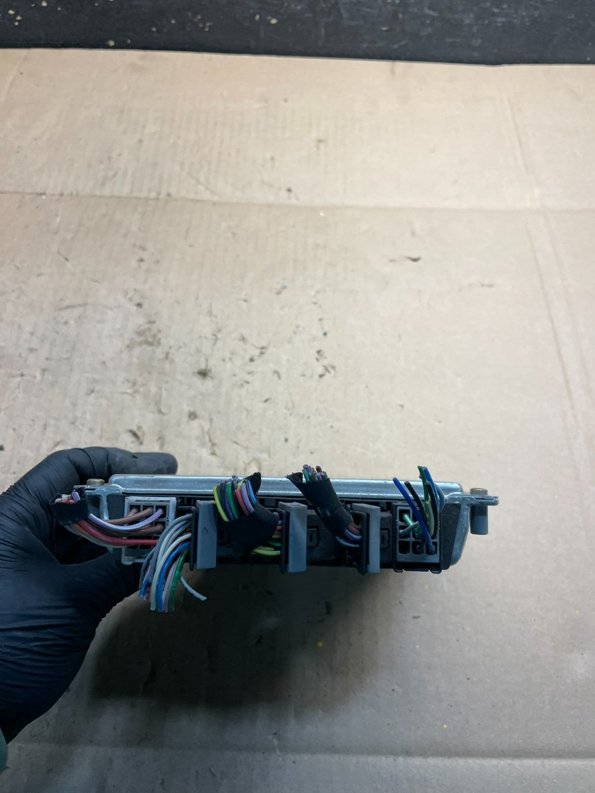 1999 to 2005 Mercedes E320 CLK320 Engine Control Unit ECU Module U1849 DG1
