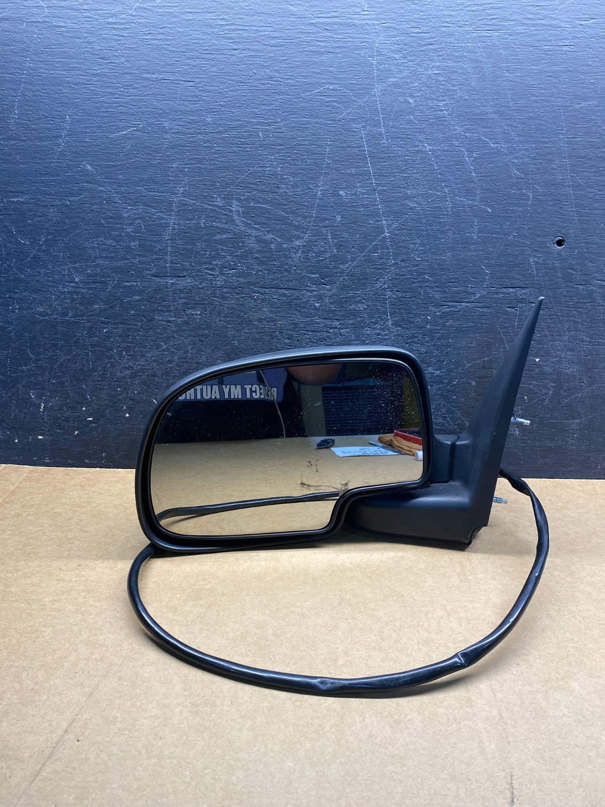 1999-2002 Chevrolet Tahoe Suburban Left Driver LH Side Door Mirror AH7058 DG9