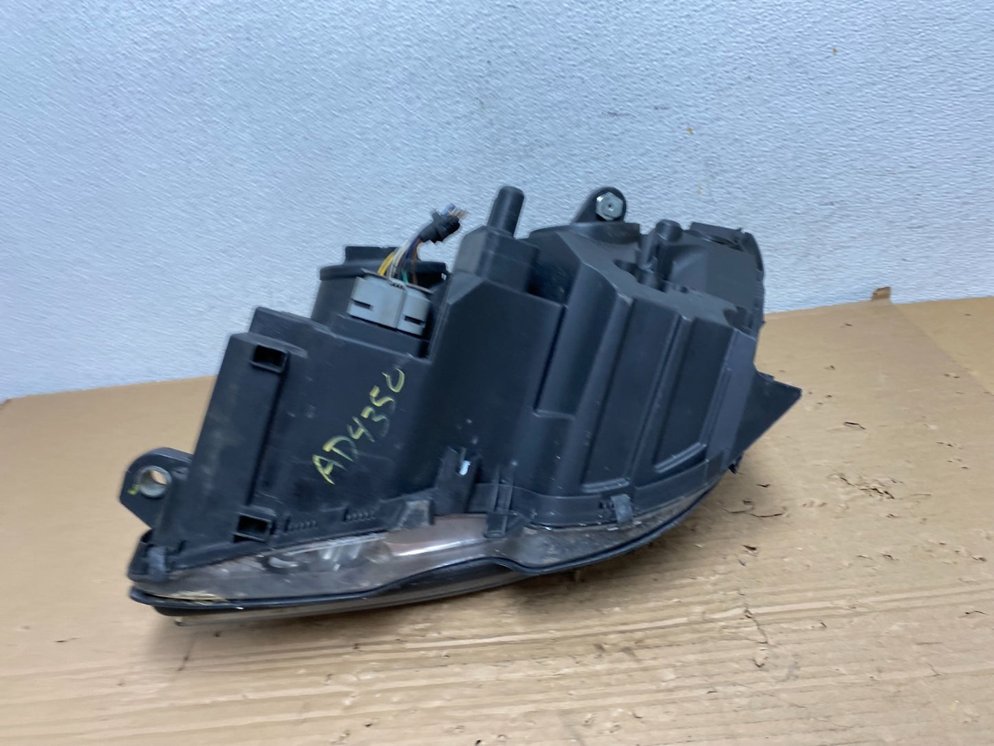2008 to 2011 Mercedes Benz C-CLASS Right Passenger Side Headlight AD4350 DW6