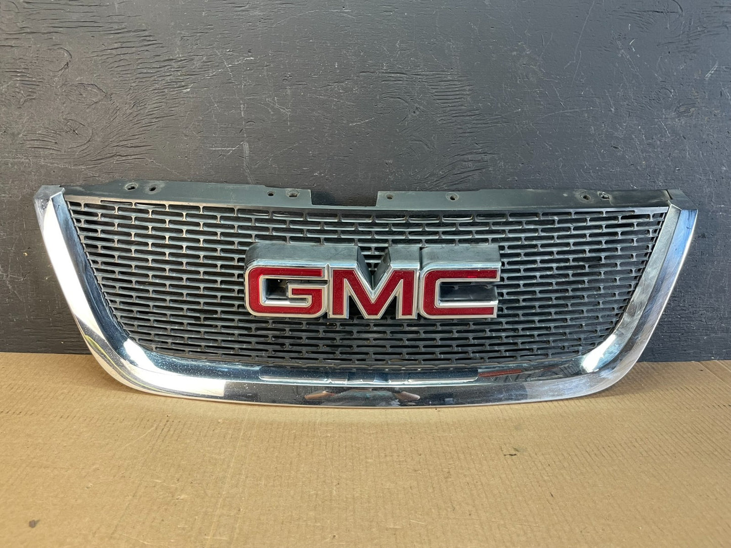 2007 to 2012 GMC Acadia Front Upper Grill Grille AF3776 DG0