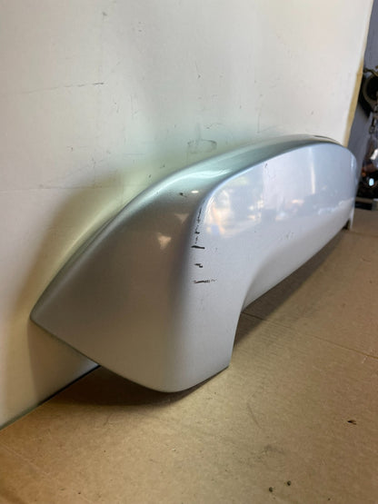 2005 to 2006 Mitsubishi Outlander Rear Spoiler LED Brake Light ag2930 DG2