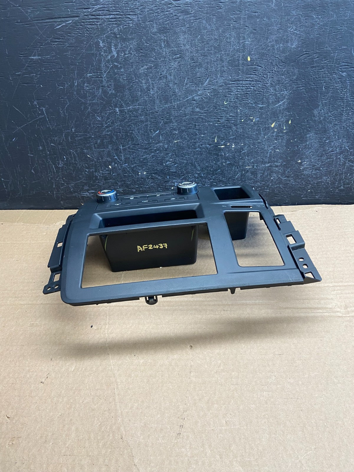 2012-2021 Nissan NV2500 NV3500 Radio Bezel Center Trim Climate Control AF2437 DG3